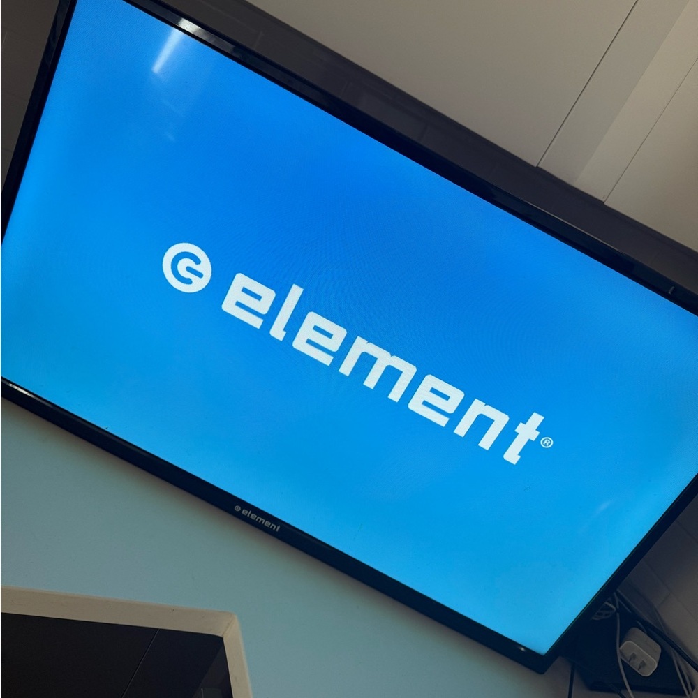 Element TV with Black Frame 32inches